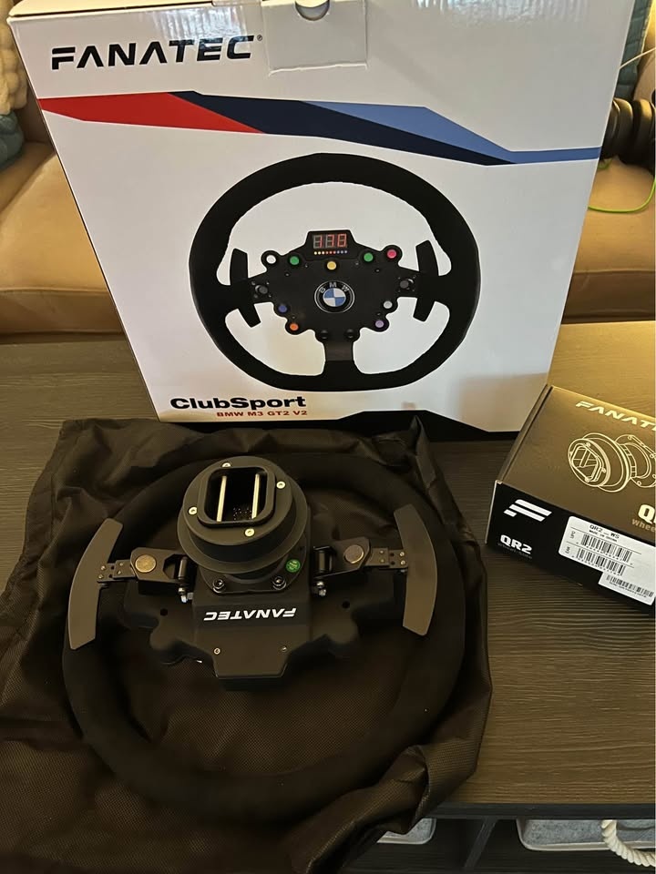 Fanatec BMW M3 GT2 V2 Steering Wheel - photo 3