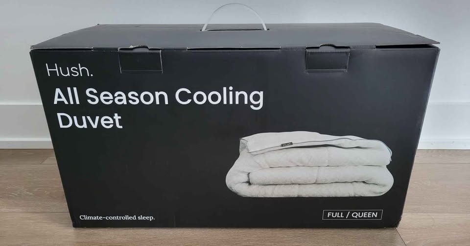 Hush All Season Reversible Duvet (Queen, White) - Brand New - photo 2
