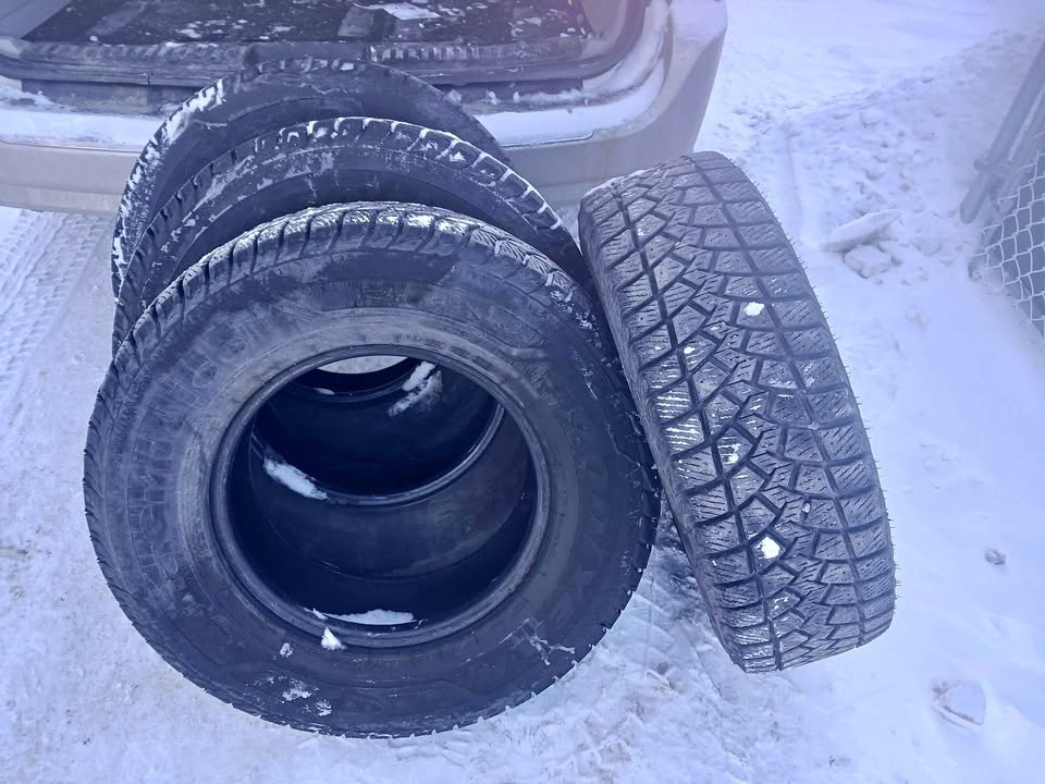 LT 245 75 R16 Goodyear Ultragrip Ice Winter Truck Tires Set of 4