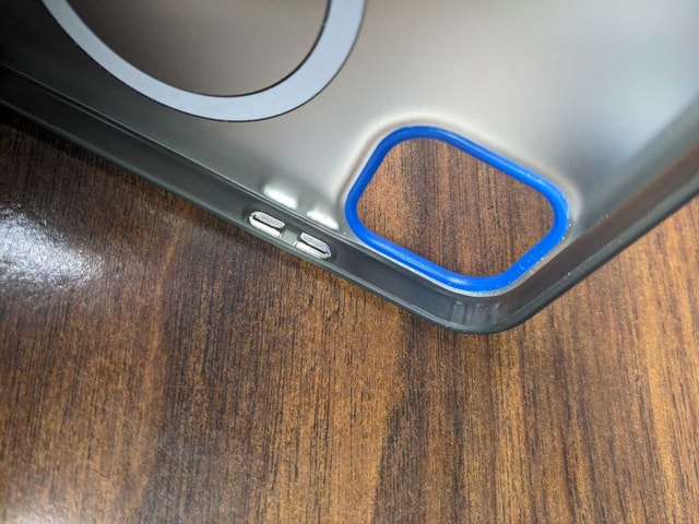 iphone 11+12+13 astonaut case - photo 3
