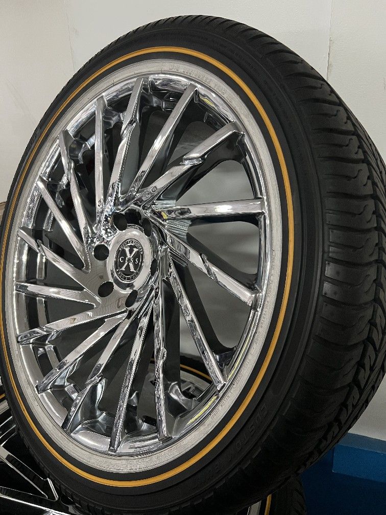 22" Wheels With Vougues W/305/40/22 Gold & White - photo 3