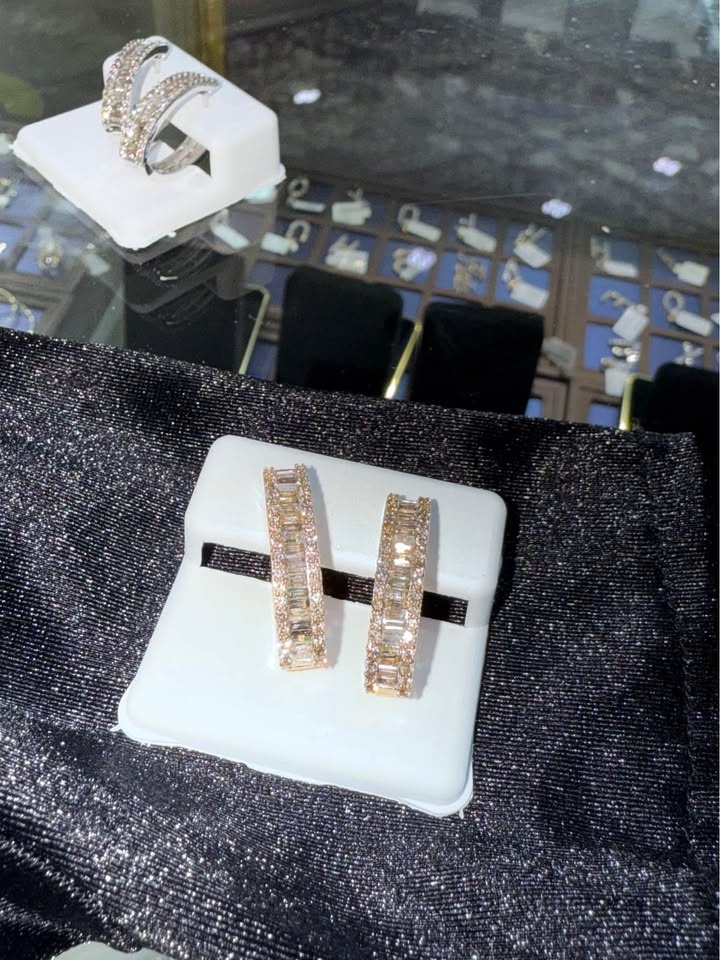 Diamond hoops , white / yellow gold . - photo 2