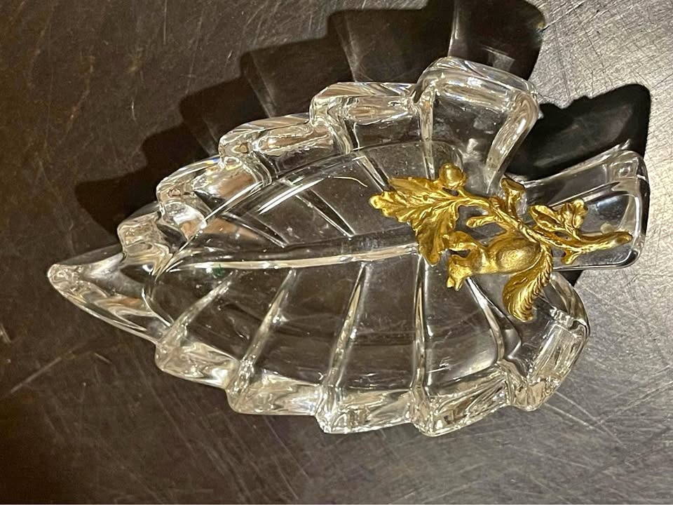 Vintage Crystal Glass Leaf Trinket Dish Catch All Gold 5 1/2" x