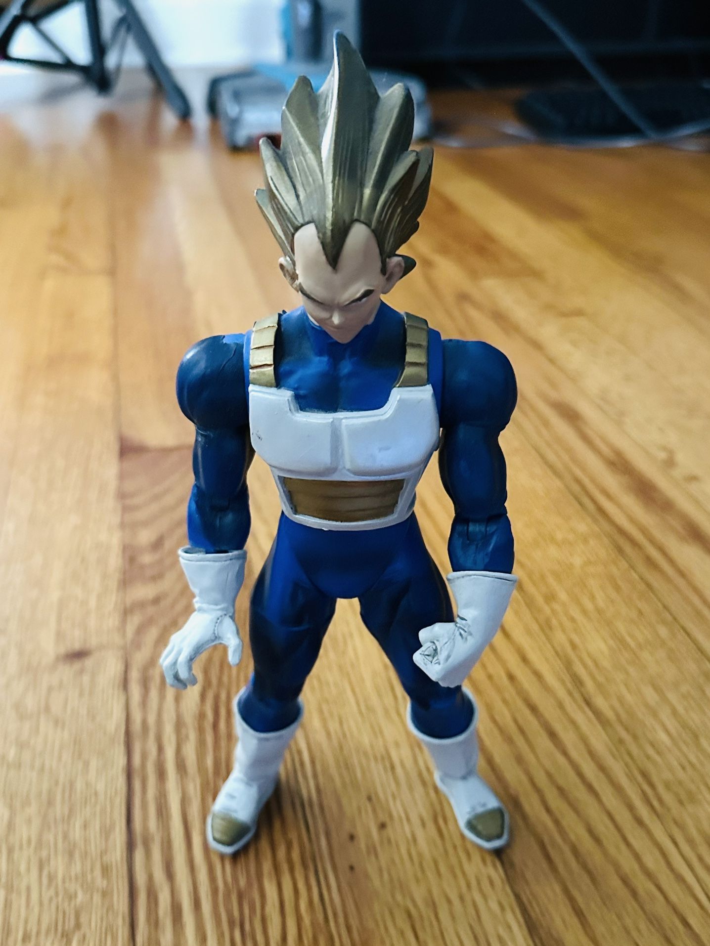 Dragonball Z Vegeta 10 Inch Figure - photo 2