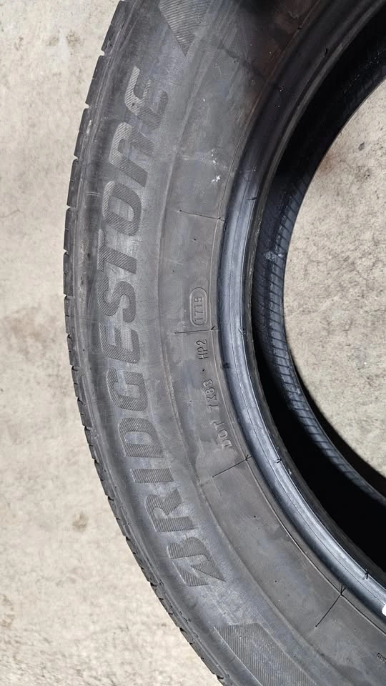 245/60/18 Bridgestone All Season Tires - photo 2
