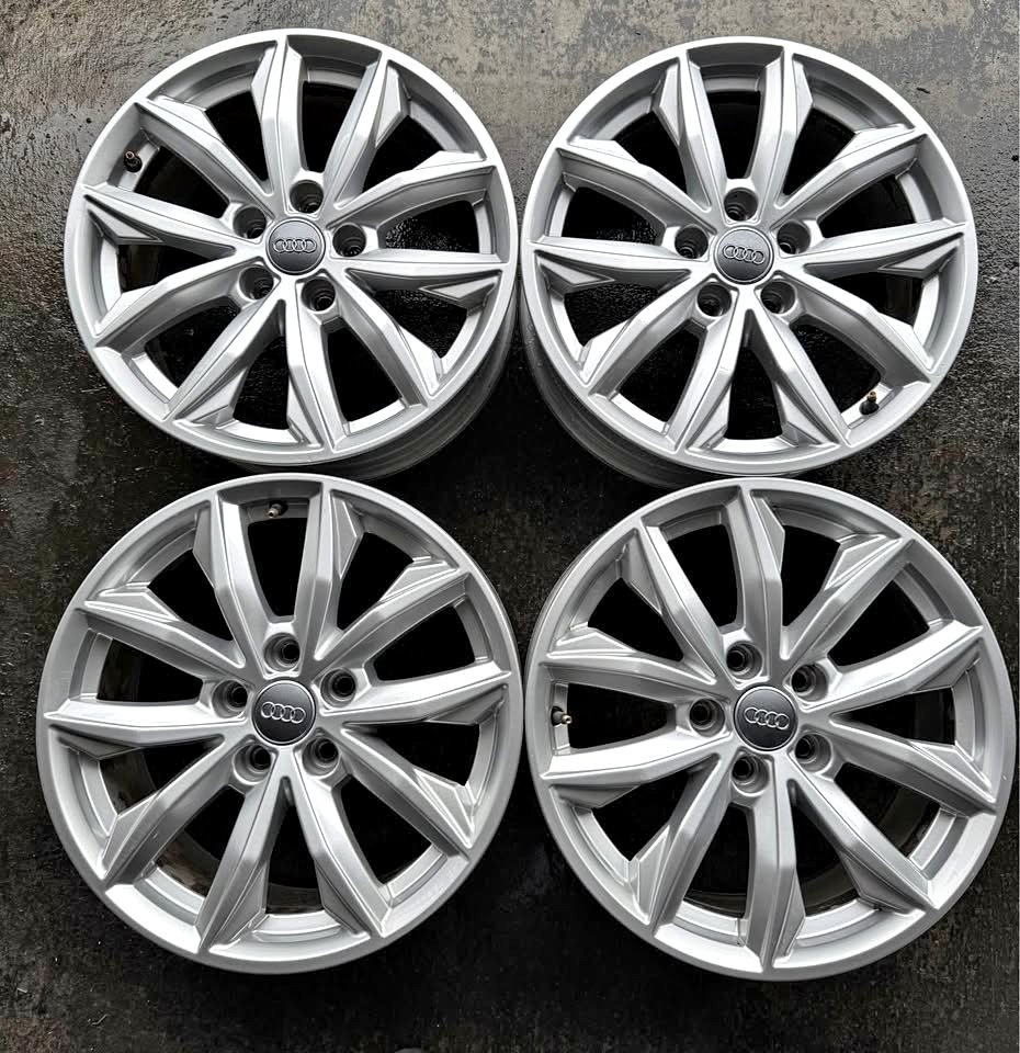 17 inch Audi OEM Rims (5x112 Bolt Pattern)
