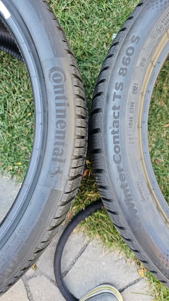 2 Continental Winter Tires 22" 295/30/22 - 90% Tread - photo 3