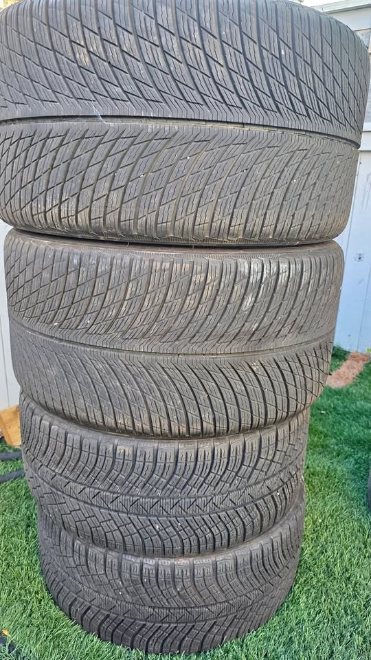 Porsche 911 Michelin Winter Tires 295/30/21 & 245/35/20