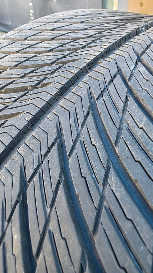 Porsche 911 Michelin Winter Tires 295/30/21 & 245/35/20 - photo 4