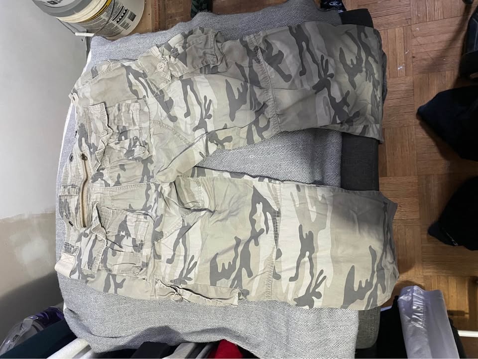 Roots 33 yrs. Lightweight Camouflage Cargo Pants - Size 14 - photo 3