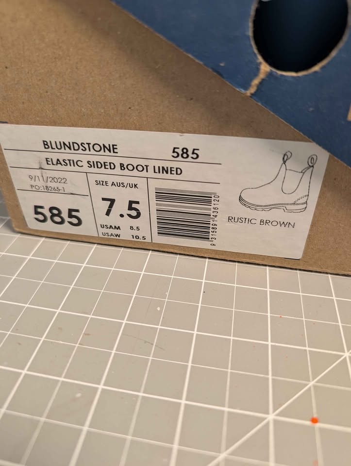 Blundstone 585 Rustic Brown Boots, Men's 8.5/Women's 10.5 - photo 3