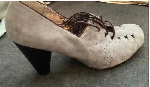 Two pairs of cool designer heel shoes - photo 3