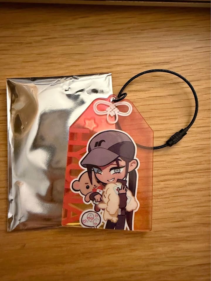 Hyuna Alien Stage Lucky Charm Keychain