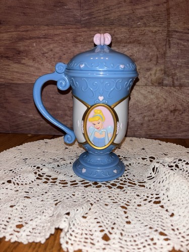 Cinderella Disney Princess 7" Souvenir Cup Plastic with Flip Lid