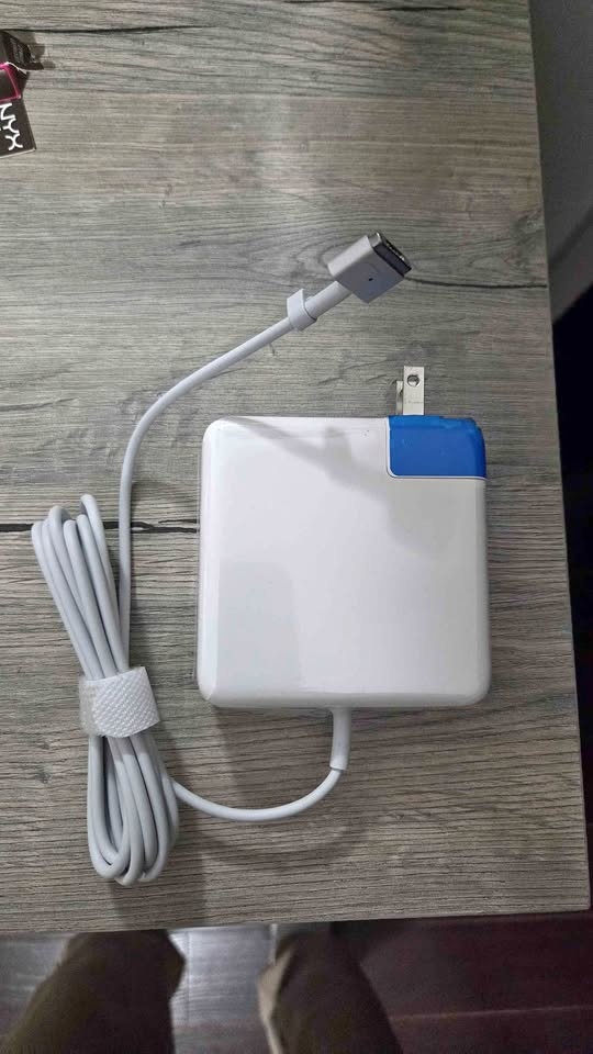 Mac Book Pro Charger 85W T-Tip