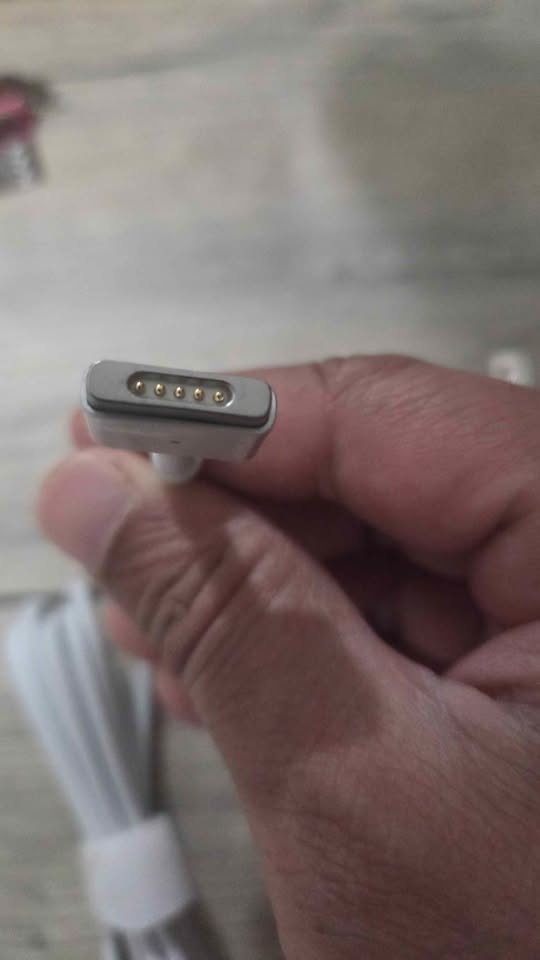 Mac Book Pro Charger 85W T-Tip - photo 3
