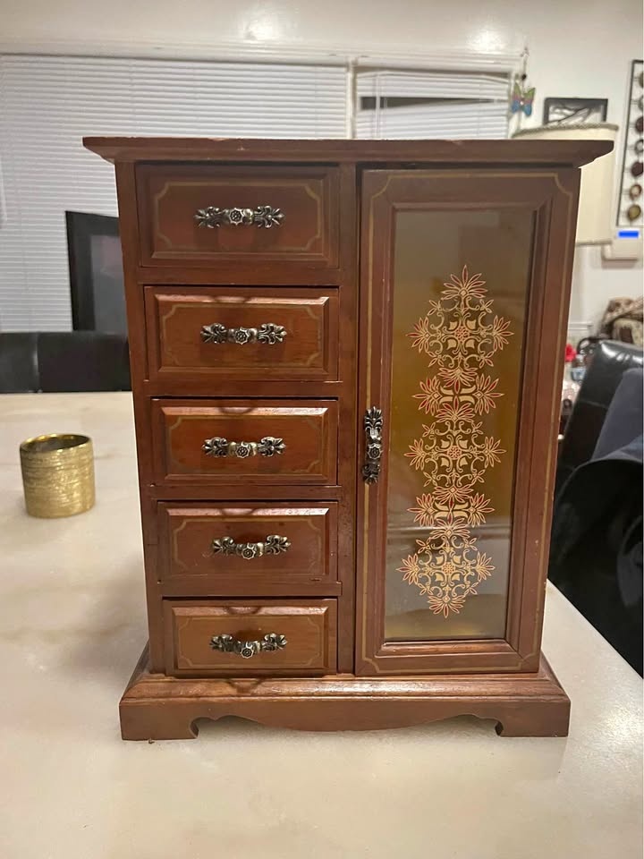 Vintage Jewelry Box