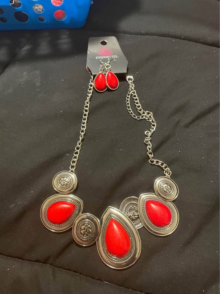 Red Paparazzi Necklace