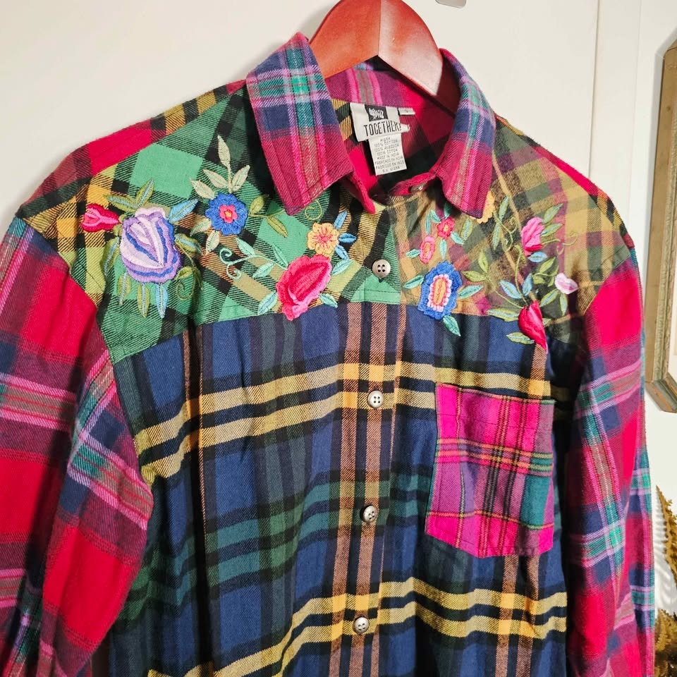 Vintage 90s Floral Embroidered Colorblock Plaid Shirt - photo 2