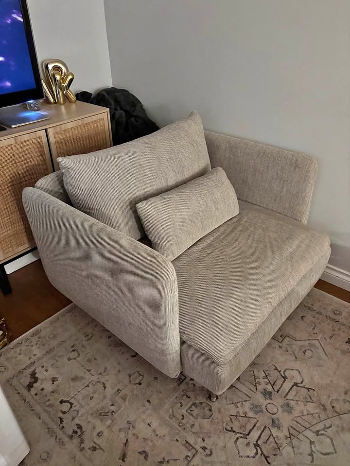 IKEA Soderhamn Chair (customizable)