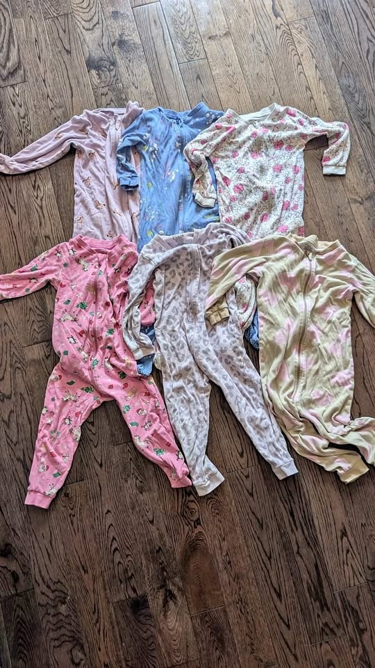 X6 bundle girl sleeper pajamas 24m-4T