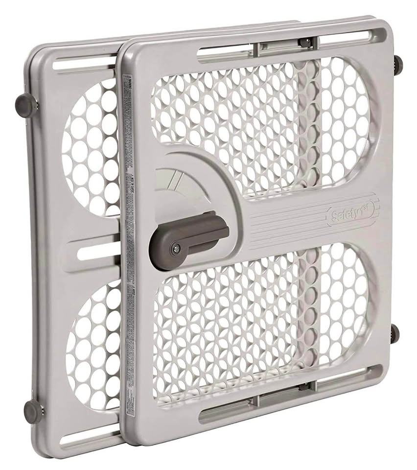 Safety 1st Pressure Mount Easy Fit Security Gate