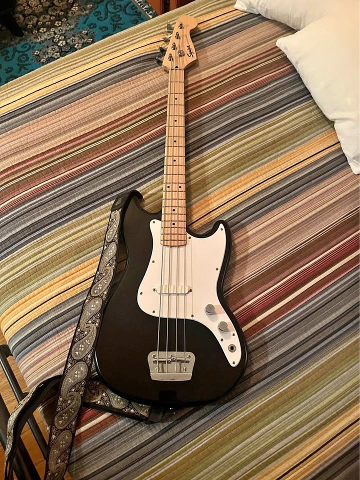 Squier Bronco Bass Guitar