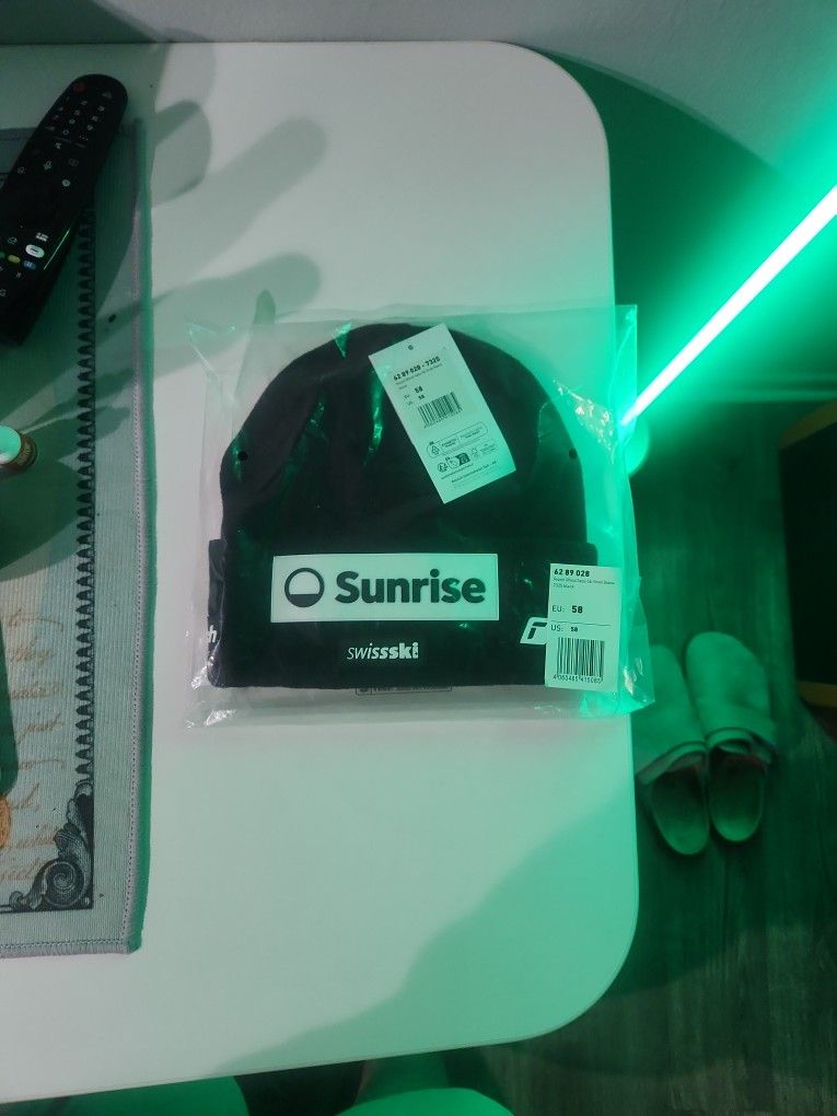 Reusch Official Swiss-Ski Street Beanie