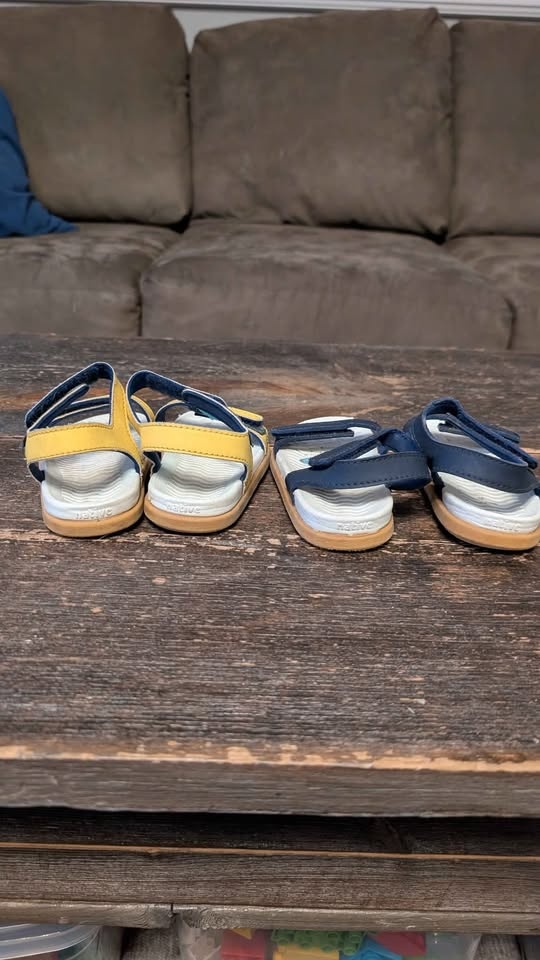 Size 6 and 7 Native Sandals - photo 3