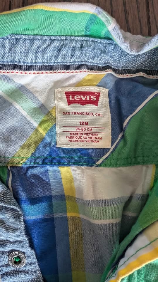 Collared boy shirt size 12-18m - photo 3