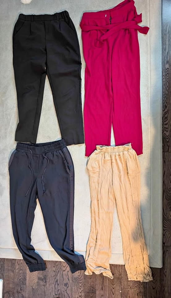 Womens dress pants size 6/small/medium