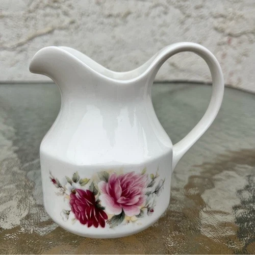 Royal Kent Vintage Creamer and Sugar Floral 2 Piece Set - photo 3