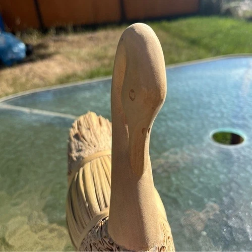 Handcrafted Swan Wood Head Reed Body Figurine - photo 3
