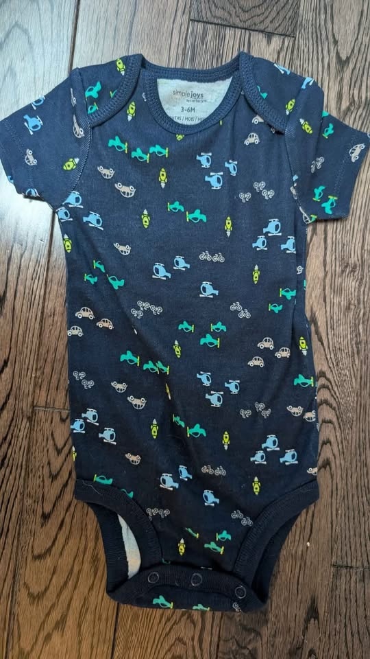 BRAND NEW Baby onsies 3-6m, 18-24m - photo 5