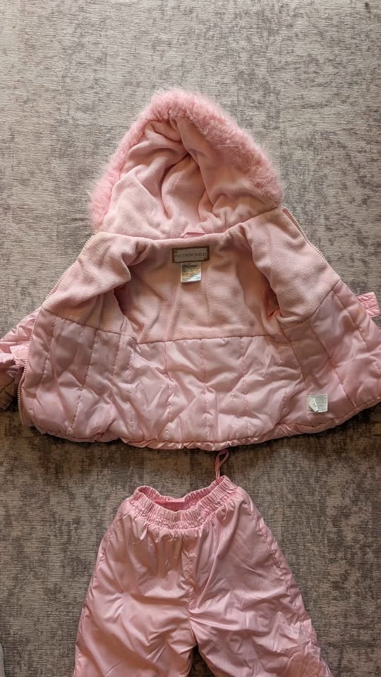 12m Girls Pink Snowsuit - photo 3
