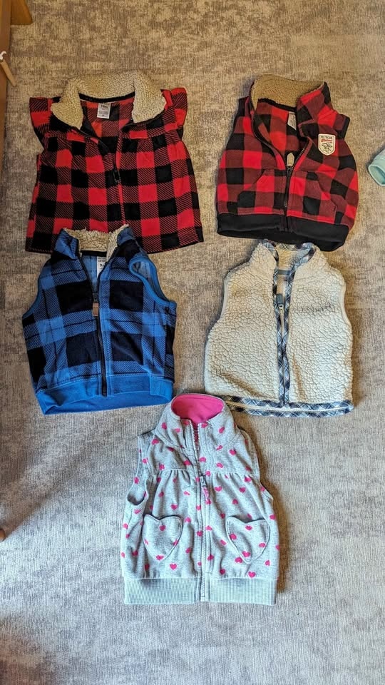 Vests baby boy and girl 6-12m