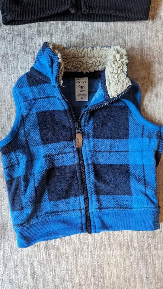 Vests baby boy and girl 6-12m - photo 5