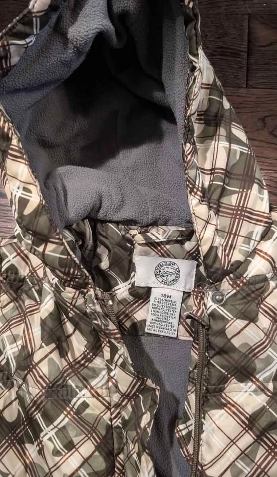 18 Month Boys Snowsuit - photo 2