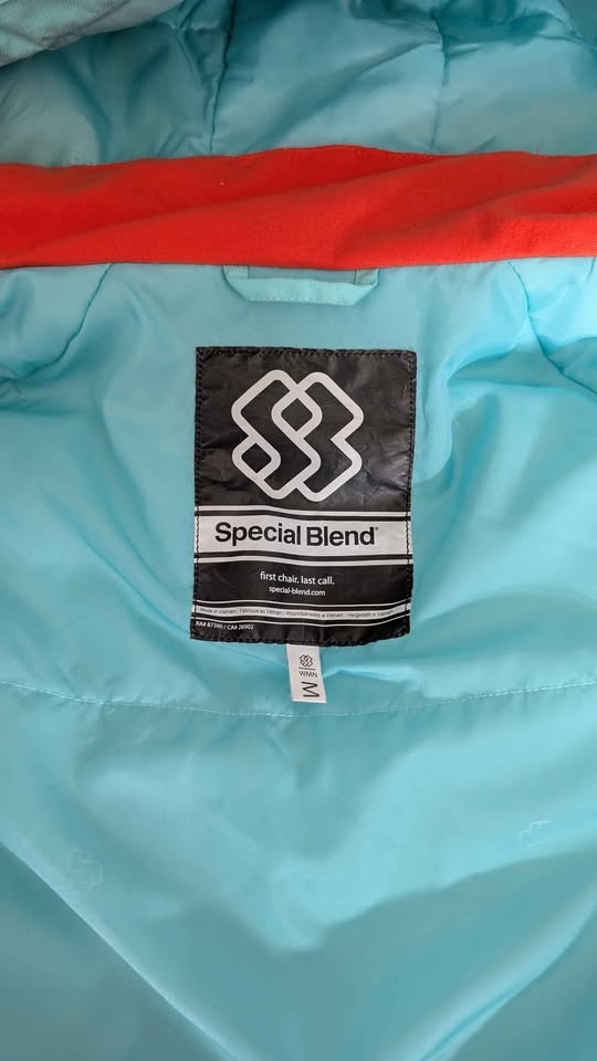 'Special Blend' Small Adult Winter Snowboard Jacket - photo 4