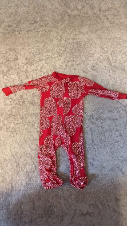 Double Zipper Hearts Valentine's Day Sleepers 9 Months - photo 2