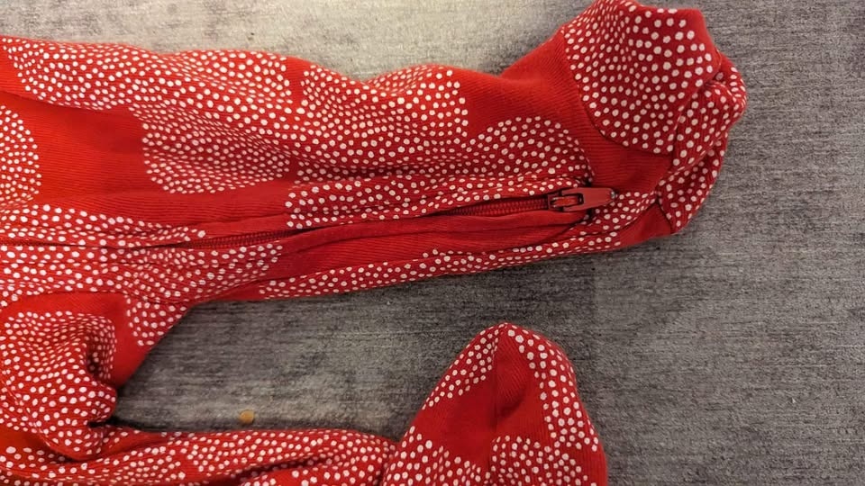 Double Zipper Hearts Valentine's Day Sleepers 9 Months - photo 4