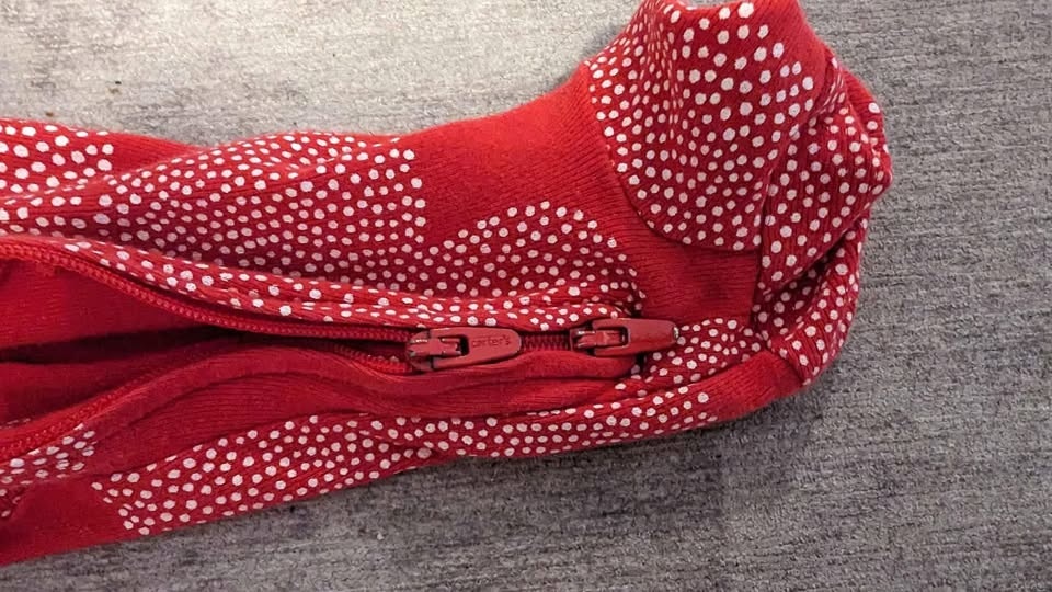 Double Zipper Hearts Valentine's Day Sleepers 9 Months - photo 5
