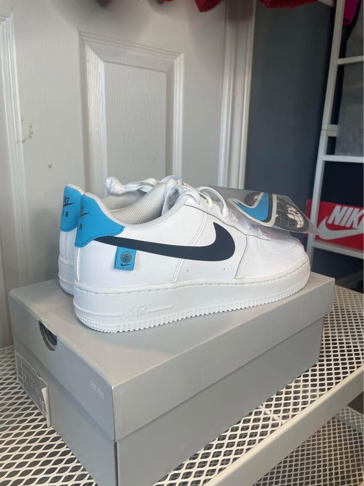 Worldwide AirForce 1 Collaboration Size 7 - photo 2