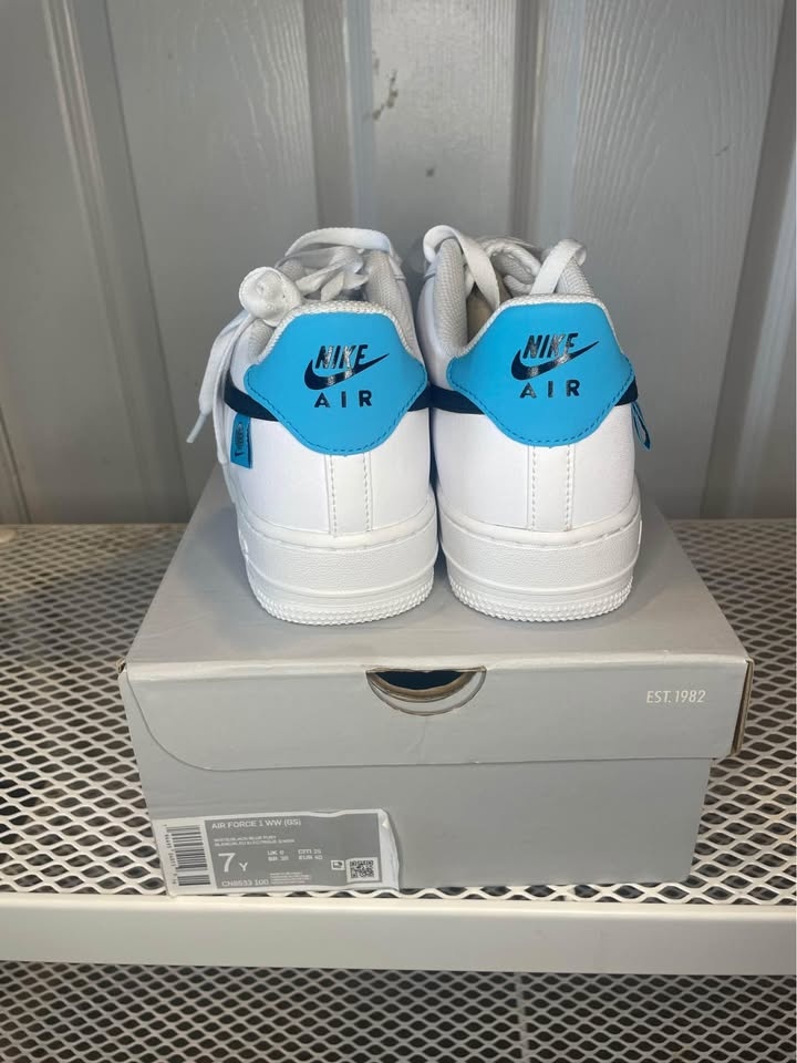 Worldwide AirForce 1 Collaboration Size 7 - photo 3