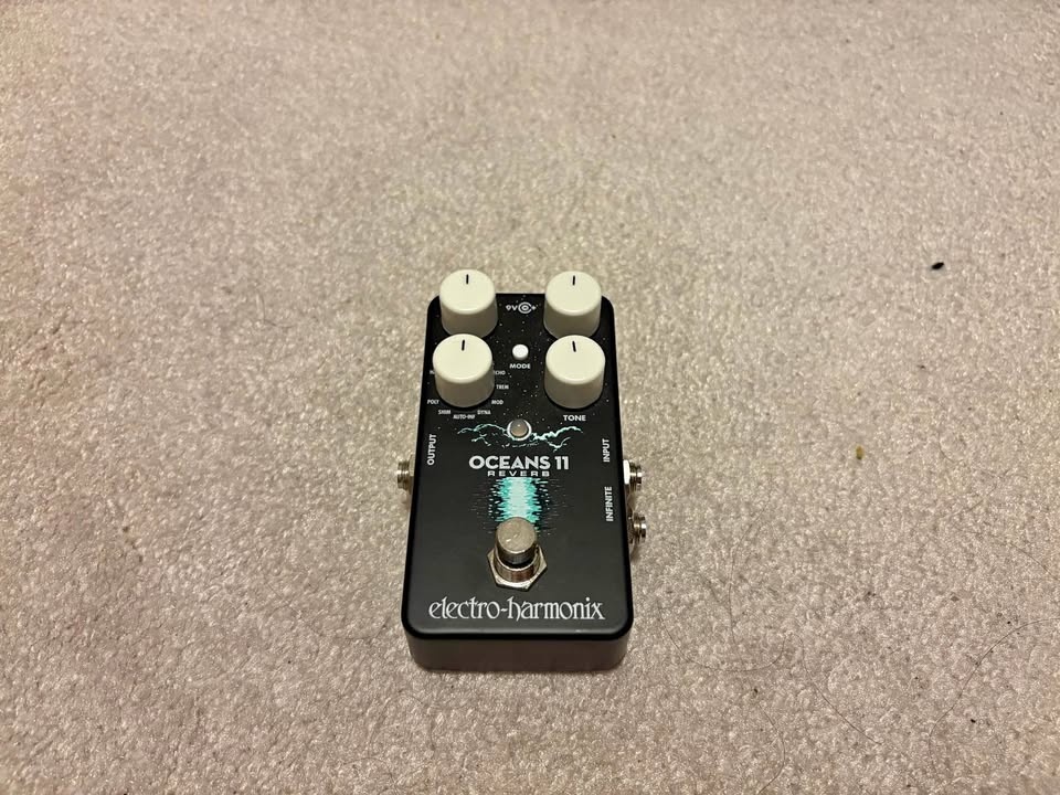 Oceans 11 Reverb Pedal