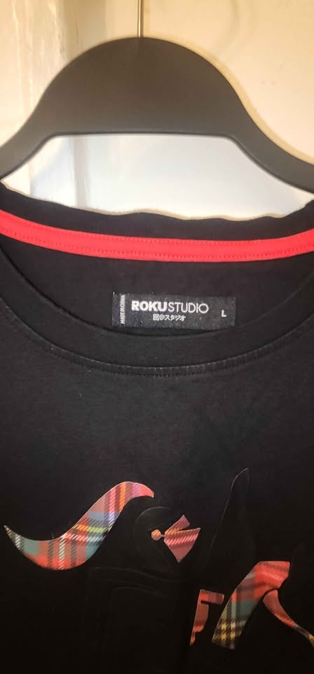 Roku Studio Men's Graphic T-Shirt - photo 3