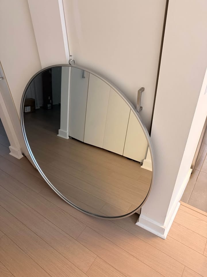 Round Silver Framed Mirror 42 x 42 - photo 3