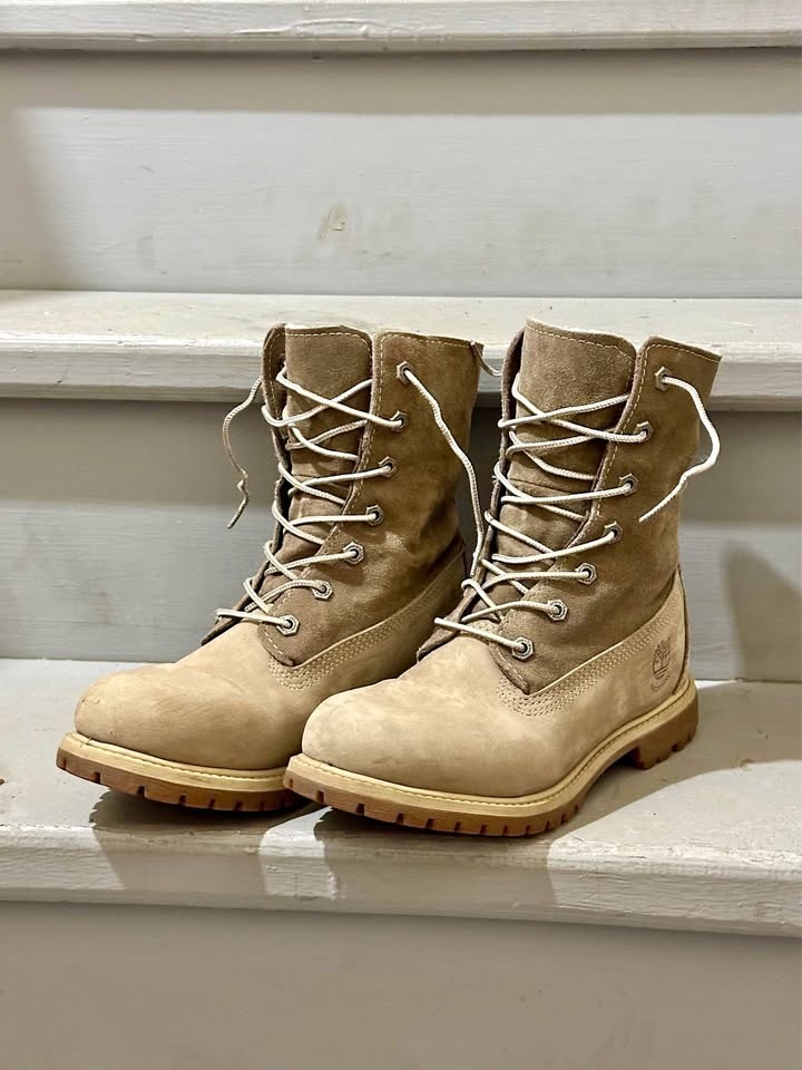 Timberland Teddy Fleece Waterproof Boots, Taupe, Women’s Size 7