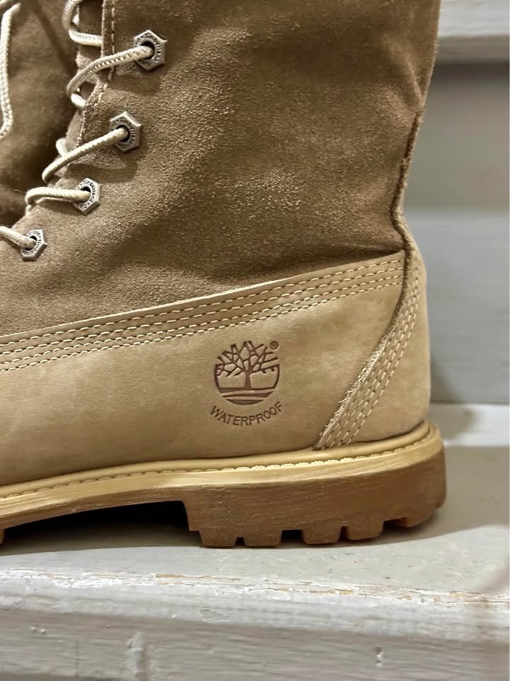 Timberland Teddy Fleece Waterproof Boots, Taupe, Women’s Size 7 - photo 2