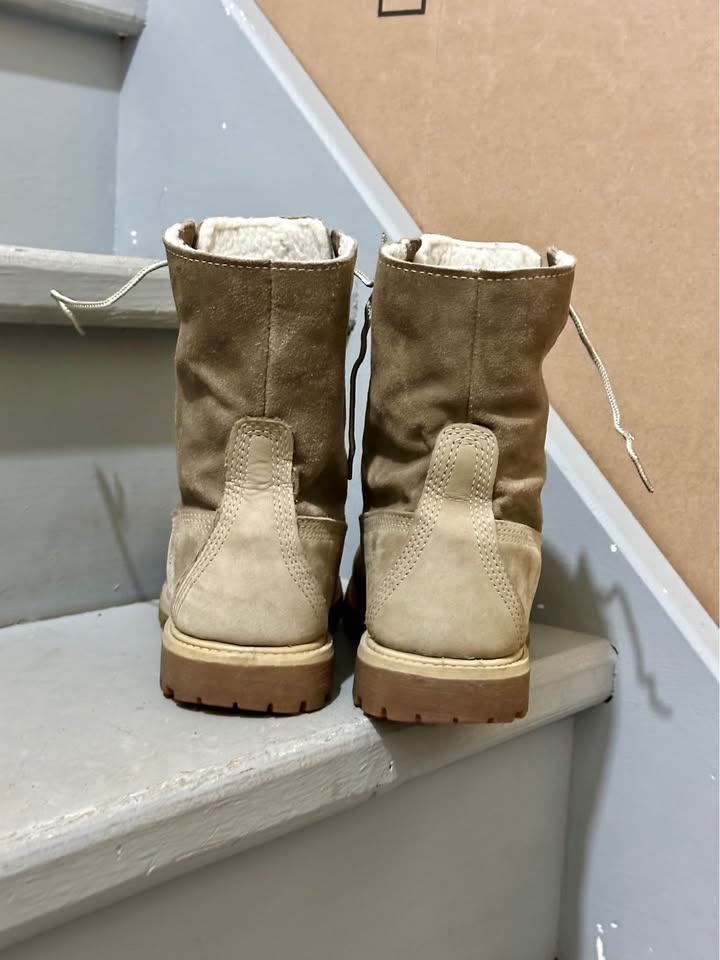 Timberland Teddy Fleece Waterproof Boots, Taupe, Women’s Size 7 - photo 3